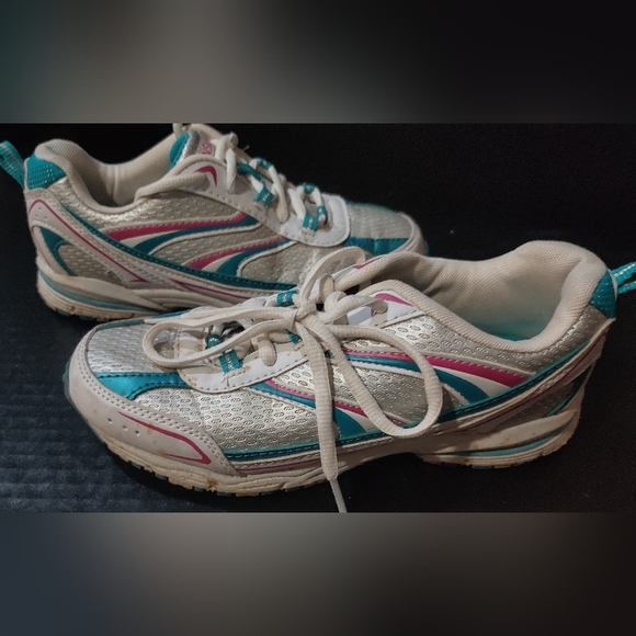 Danskin Now Womens Size 4 Light White Blue Athletic Running Walking Tennis Shoe - Picture 4 of 11